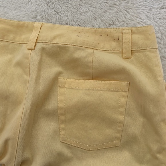 Used - Picture 3 of 3